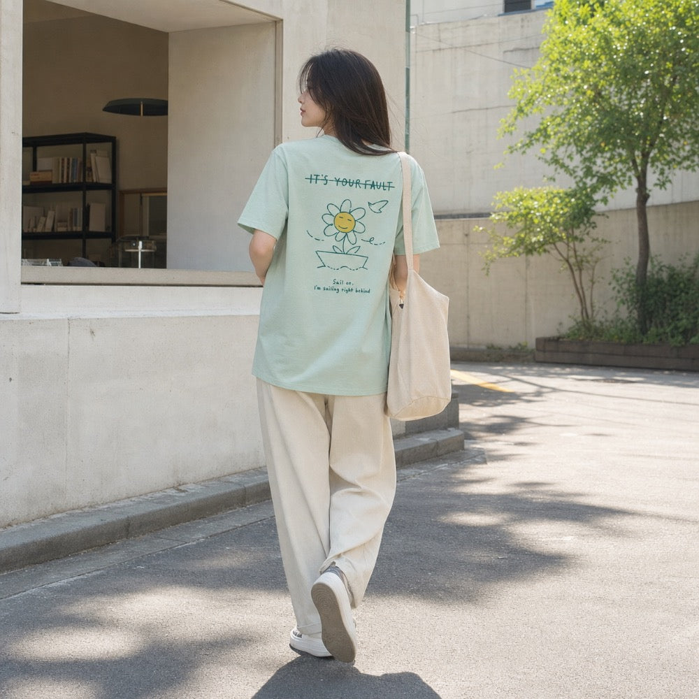 Badminton over Fit T-shirts Daisy on the Boat (COLOR)